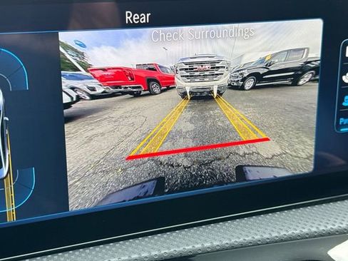 Used 2025 Mercedes-Benz CLA 250 4MATIC image 27