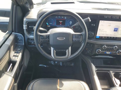 Certified 2023 Ford F250 Platinum image 17