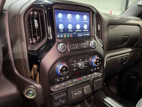 Used 2021 GMC Sierra 1500 AT4 w/ AT4 Premium Package AWD/4WD image 30