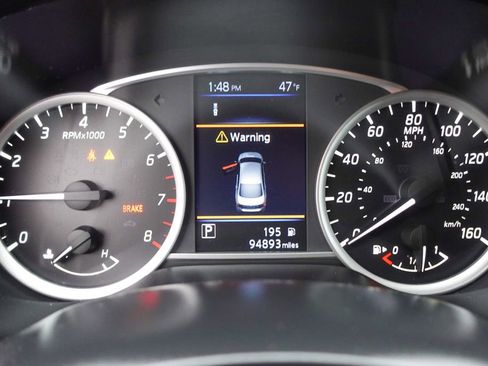 Used 2019 Nissan Sentra SR image 15