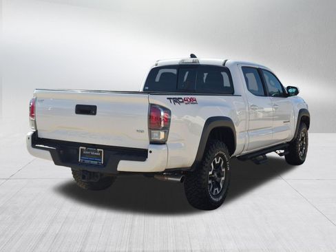Used 2022 Toyota Tacoma TRD Off-Road w/ TRD Premium Off Road Package AWD/4WD image 6