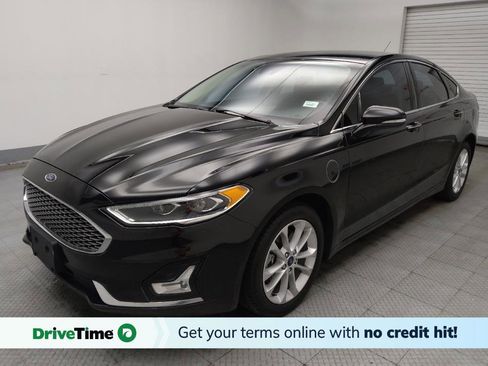 Used 2019 Ford Fusion Energi Titanium image 1