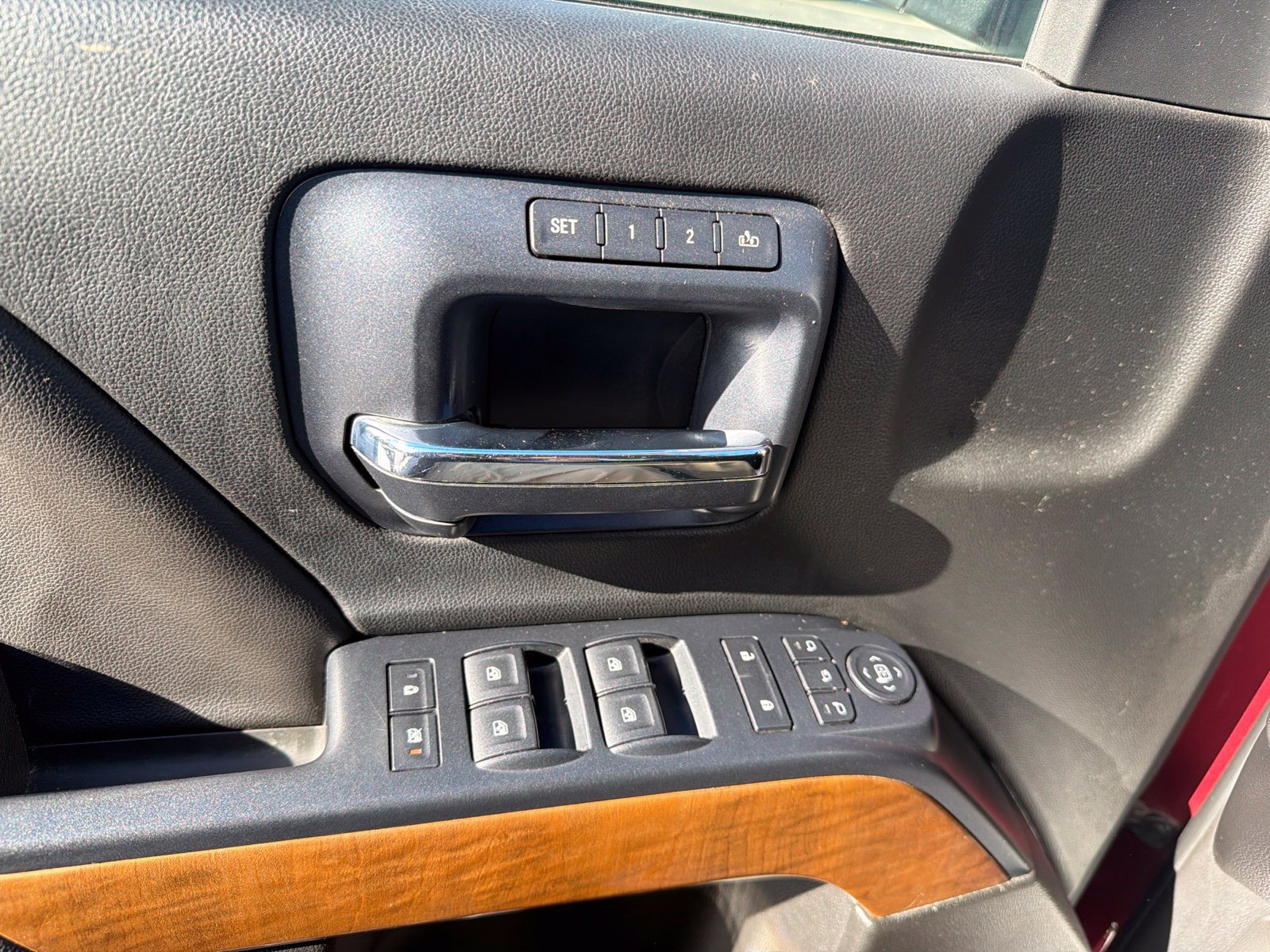 Used 2014 Chevrolet Silverado 1500 LTZ AWD/4WD image 20