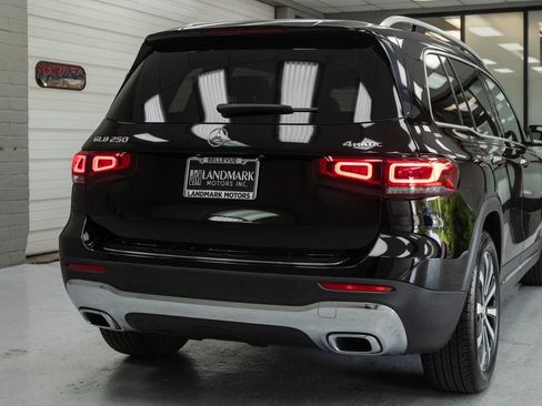 Used 2020 Mercedes-Benz GLB 250 4MATIC image 36