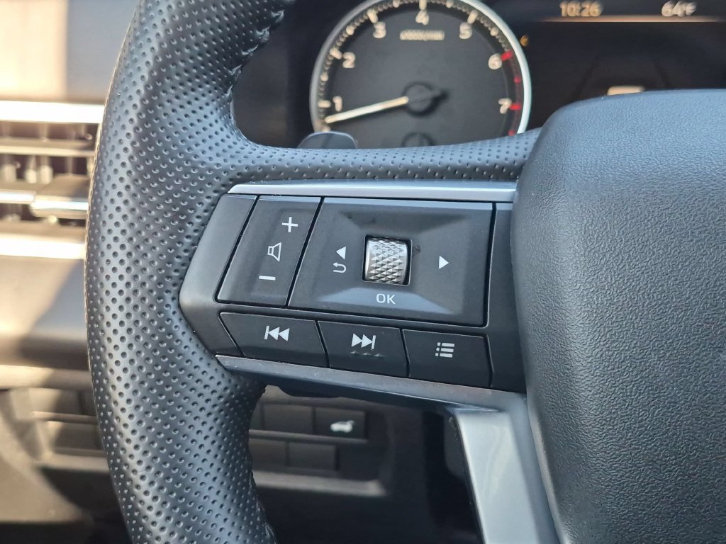 Used 2025 Mitsubishi Outlander SE AWD/4WD image 21