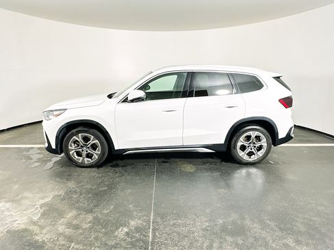 Used 2025 BMW X1 xDrive28i AWD/4WD image 4