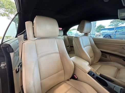 Used 2010 BMW 328i Convertible RWD image 25