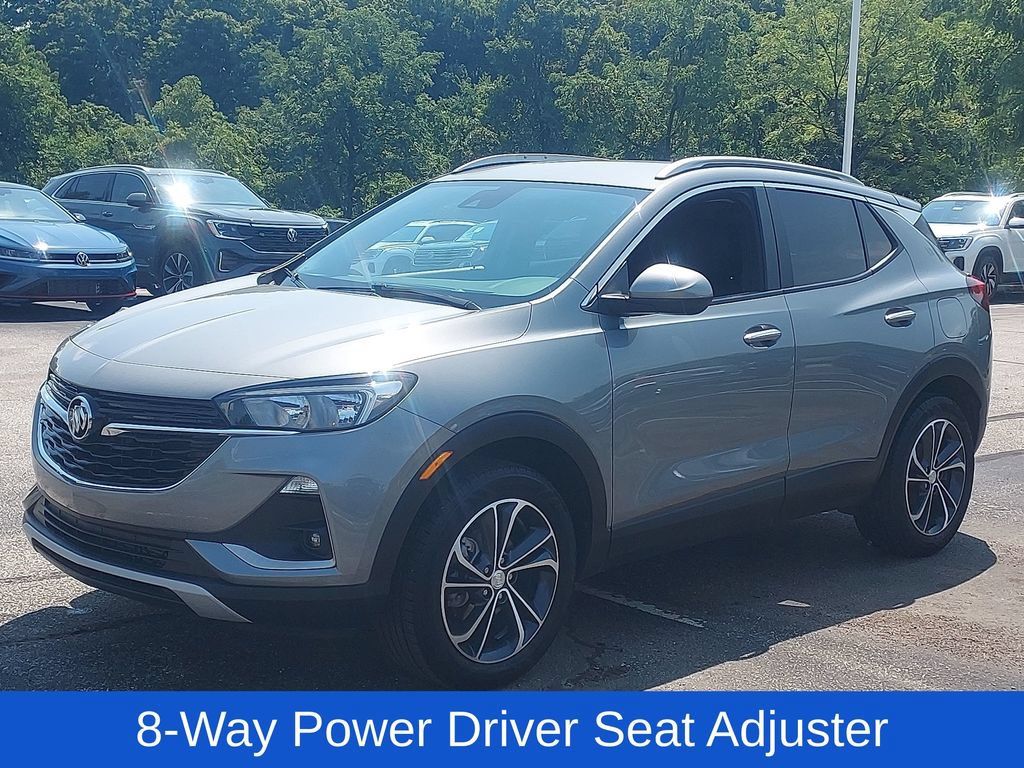 Used 2023 Buick Encore GX Select w/ Safety Package II AWD/4WD image 3