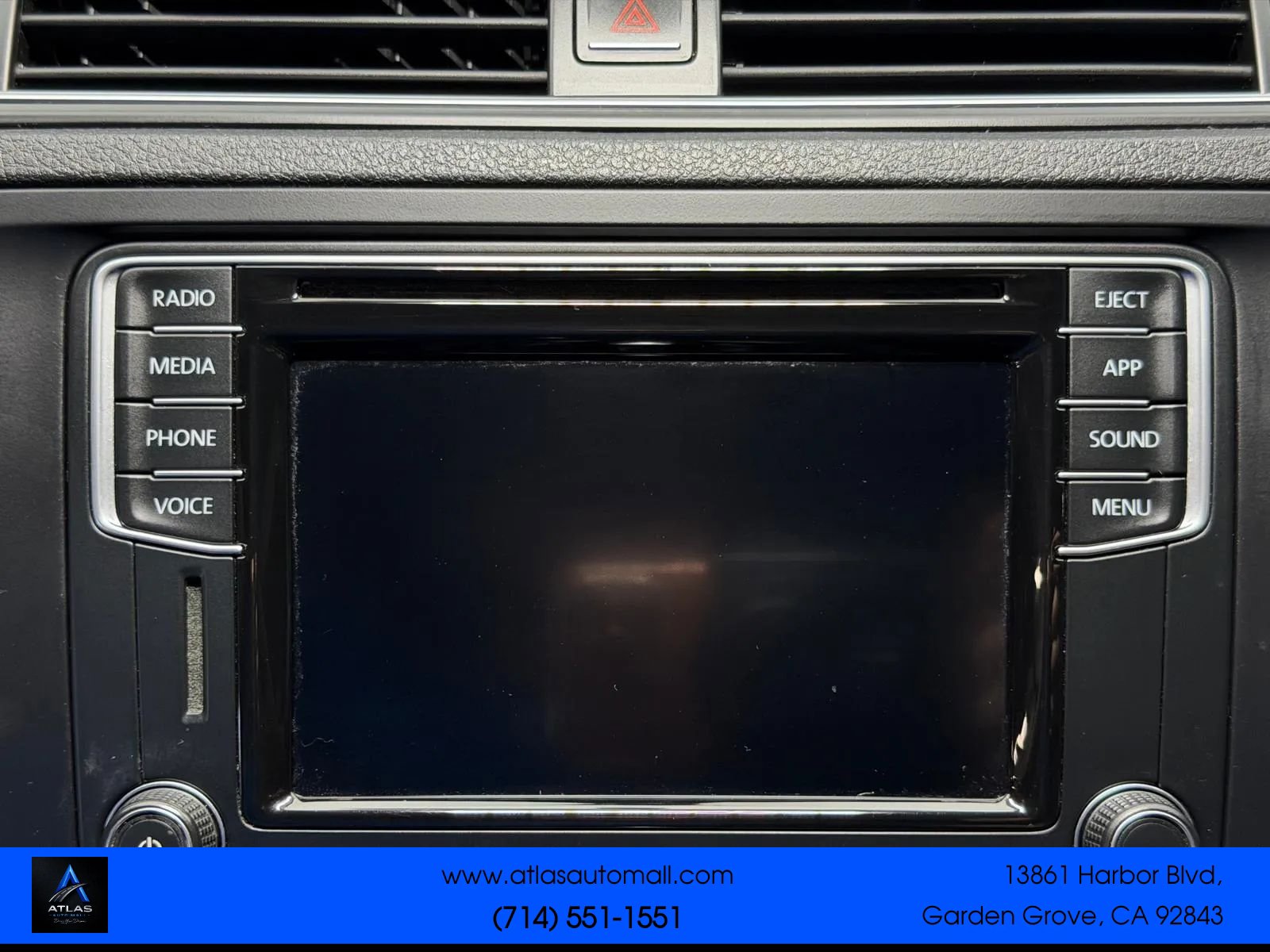 Used 2018 Volkswagen Jetta SE FWD image 36