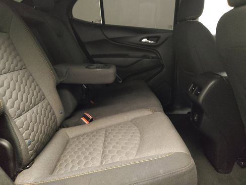 Used 2019 Chevrolet Equinox LT FWD image 19