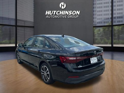 Used 2025 Volkswagen Jetta Sport FWD image 5