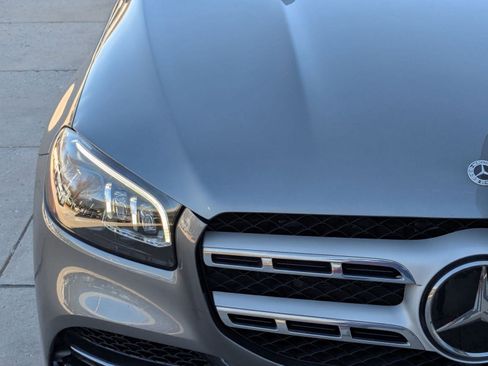 Used 2022 Mercedes-Benz GLS 450 4MATIC image 12