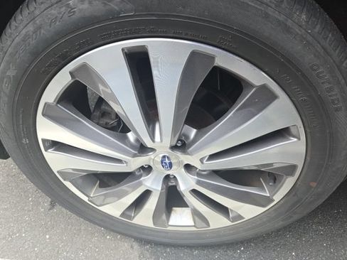 Used 2020 Subaru Ascent Touring AWD/4WD image 16