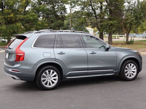 Used 2018 Volvo XC90 T6 Momentum w/ Convenience Package image 4