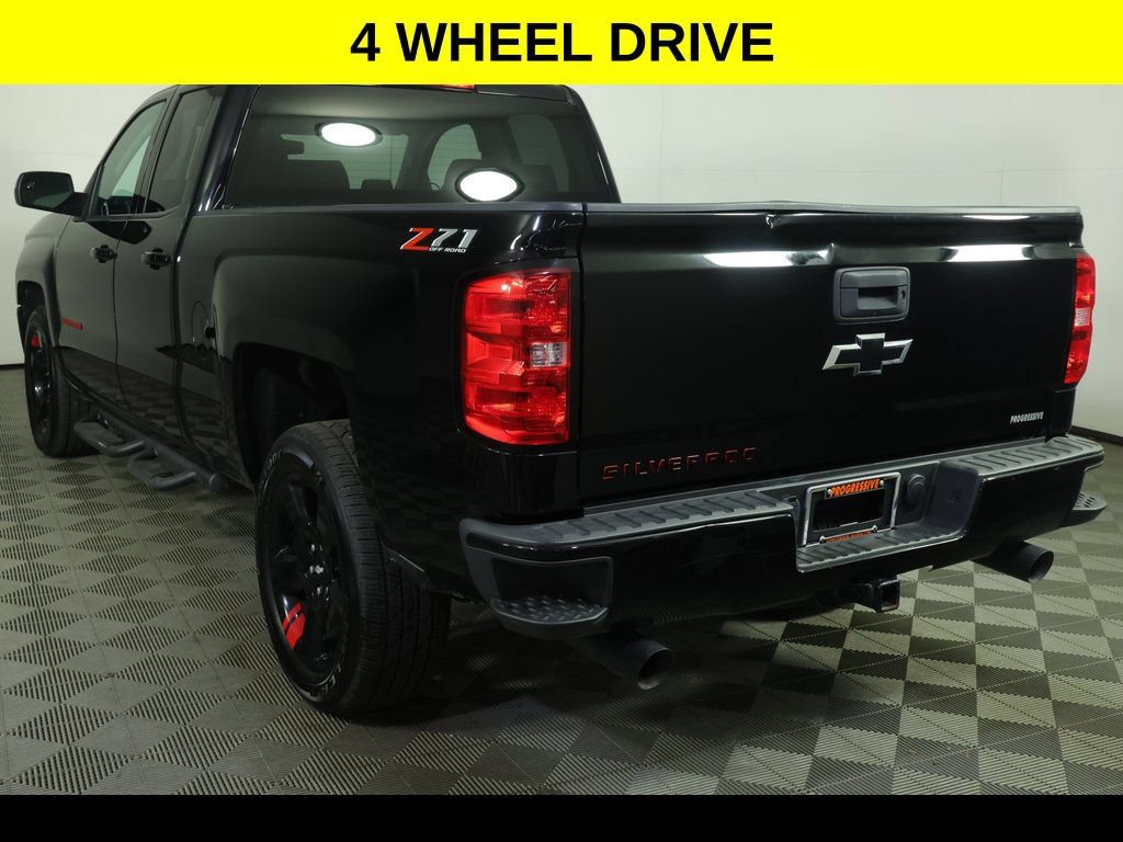 Used 2018 Chevrolet Silverado 1500 LT w/ Redline Edition AWD/4WD image 5