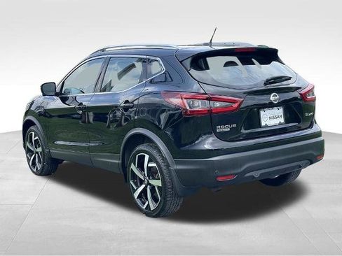 Certified 2020 Nissan Rogue Sport SL w/ Premium Package image 5