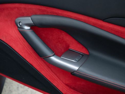 Used 2021 Ferrari F8 Tributo RWD image 56