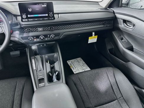 Used 2025 Honda Accord LX image 22