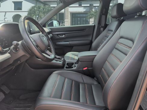 Used 2025 Honda CR-V Sport-L image 11