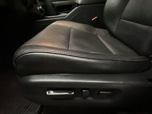 Used 2014 Honda Pilot Touring image 13