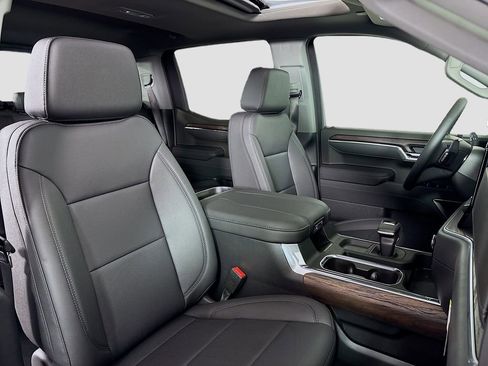 New 2026 GMC Sierra 1500 SLT w/ SLT Premium Plus Package image 29