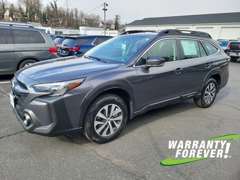 Used 2025 Subaru Outback image 3