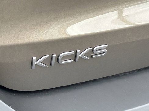 New 2026 Nissan Kicks SV FWD image 8