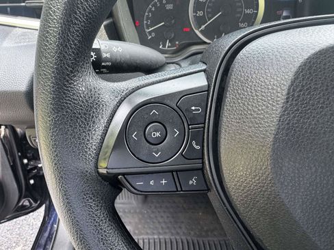 Used 2022 Toyota Corolla LE FWD image 20
