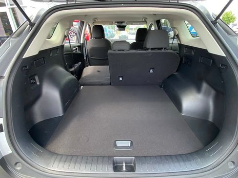 Used 2025 Kia Sportage LX FWD image 27