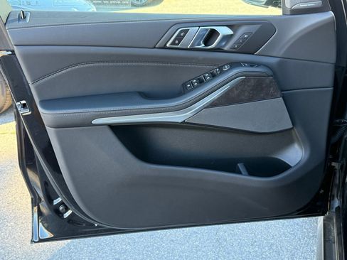 New 2026 BMW X5 sDrive40i w/ M Sport Package image 18