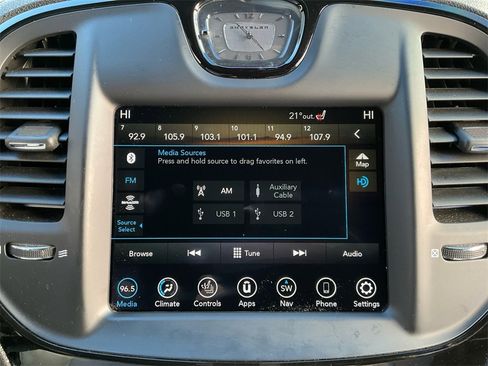 Used 2021 Chrysler 300 S w/ Popular Equipment Group image 20