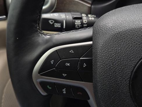 Used 2018 Jeep Grand Cherokee Limited RWD image 25