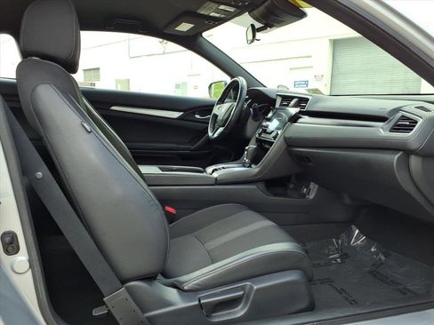 Used 2020 Honda Civic Sport image 11