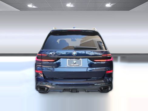 Used 2026 BMW X7 xDrive40i AWD/4WD image 10