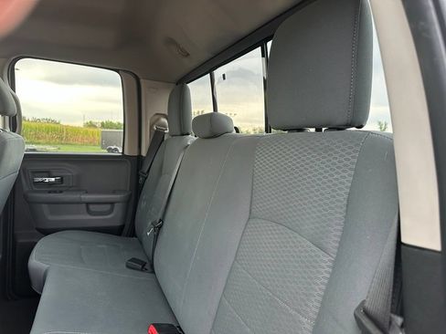 Used 2017 RAM 1500 Classic SLT AWD/4WD image 22