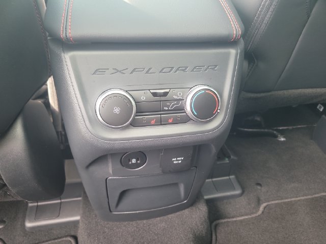 Used 2025 Ford Explorer ST w/ Sun And Sound Package RWD image 16