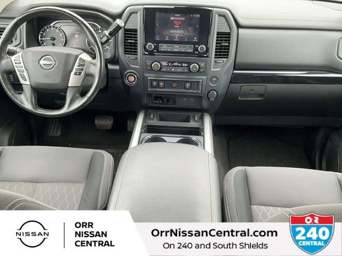 Used 2023 Nissan Titan SV w/ SV Convenience Package RWD image 15