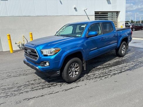 Used 2016 Toyota Tacoma SR5 w/ SR5 Appearance Package (SN) AWD/4WD image 18