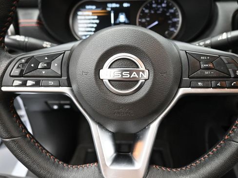 Used 2023 Nissan Versa SR w/ Trunk Package image 11