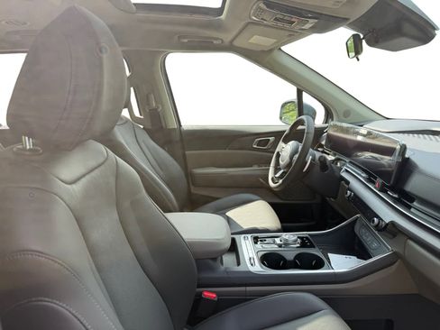New 2026 Kia Carnival SX FWD image 20