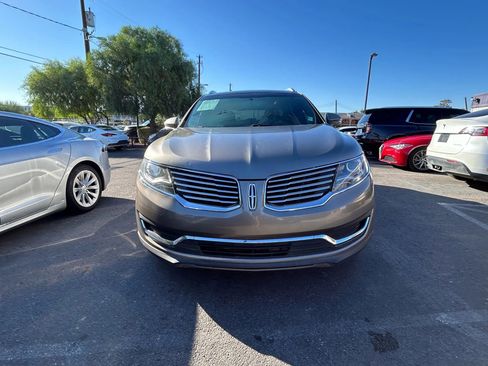 Used 2017 Lincoln MKX Reserve image 2