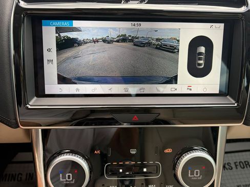 Used 2020 Jaguar XE S RWD image 10