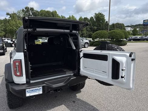 Used 2023 Ford Bronco Badlands AWD/4WD image 35