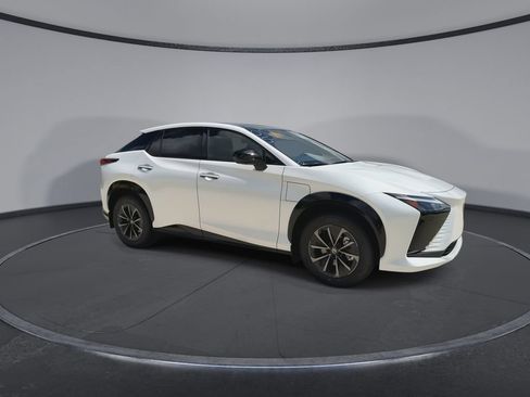 Used 2026 Lexus RZ 350e 2WD w/ Convenience Package image 2