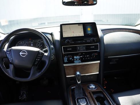 Used 2023 Nissan Armada SL AWD/4WD image 22