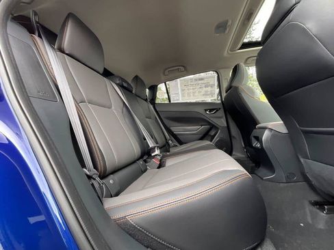 Certified 2025 Subaru Crosstrek 2.5i Limited AWD/4WD image 14