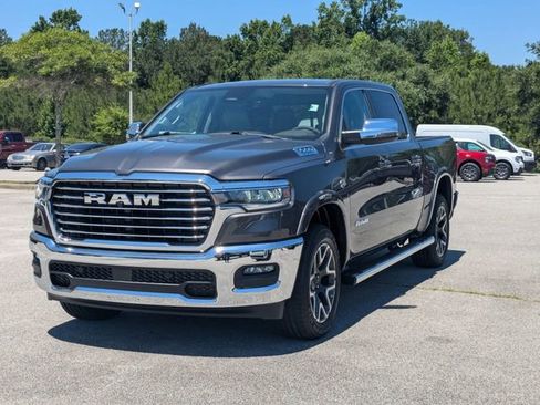 New 2026 RAM 1500 Laramie AWD/4WD image 7