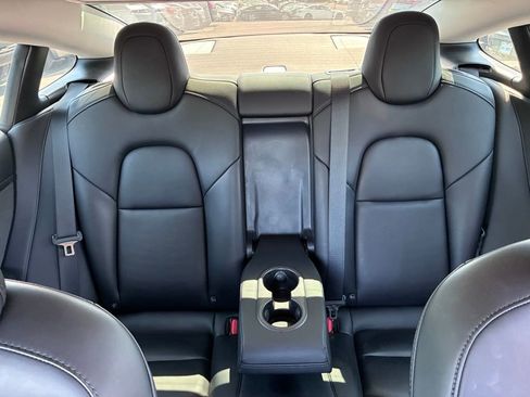 Used 2022 Tesla Model 3 Long Range AWD/4WD image 17