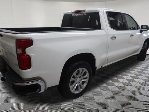 Used 2025 Chevrolet Silverado 1500 LTZ AWD/4WD image 8