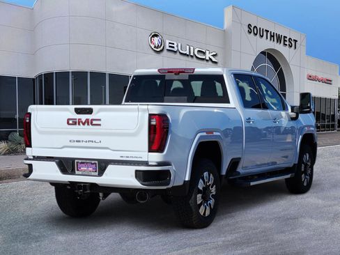 New 2026 GMC Sierra 2500 Denali w/ Denali Reserve Package image 5